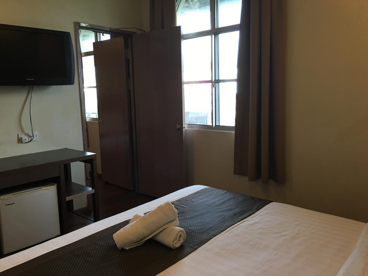 Lintas Plaza Hotel Kota Kinabalu Extérieur photo